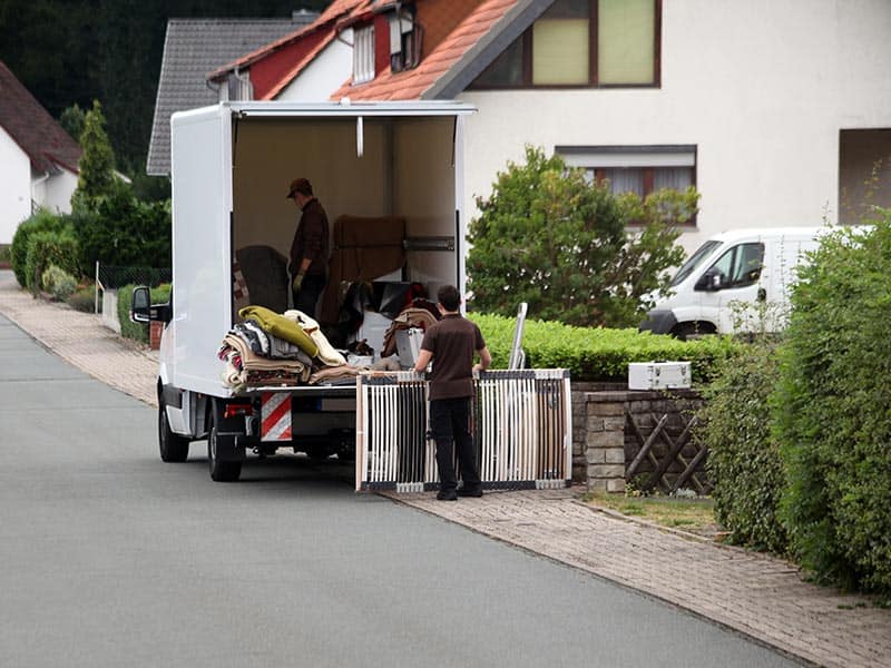 Entrümpelung von Haushaltsgegenständen und Möbeln – ordentlich und professionell