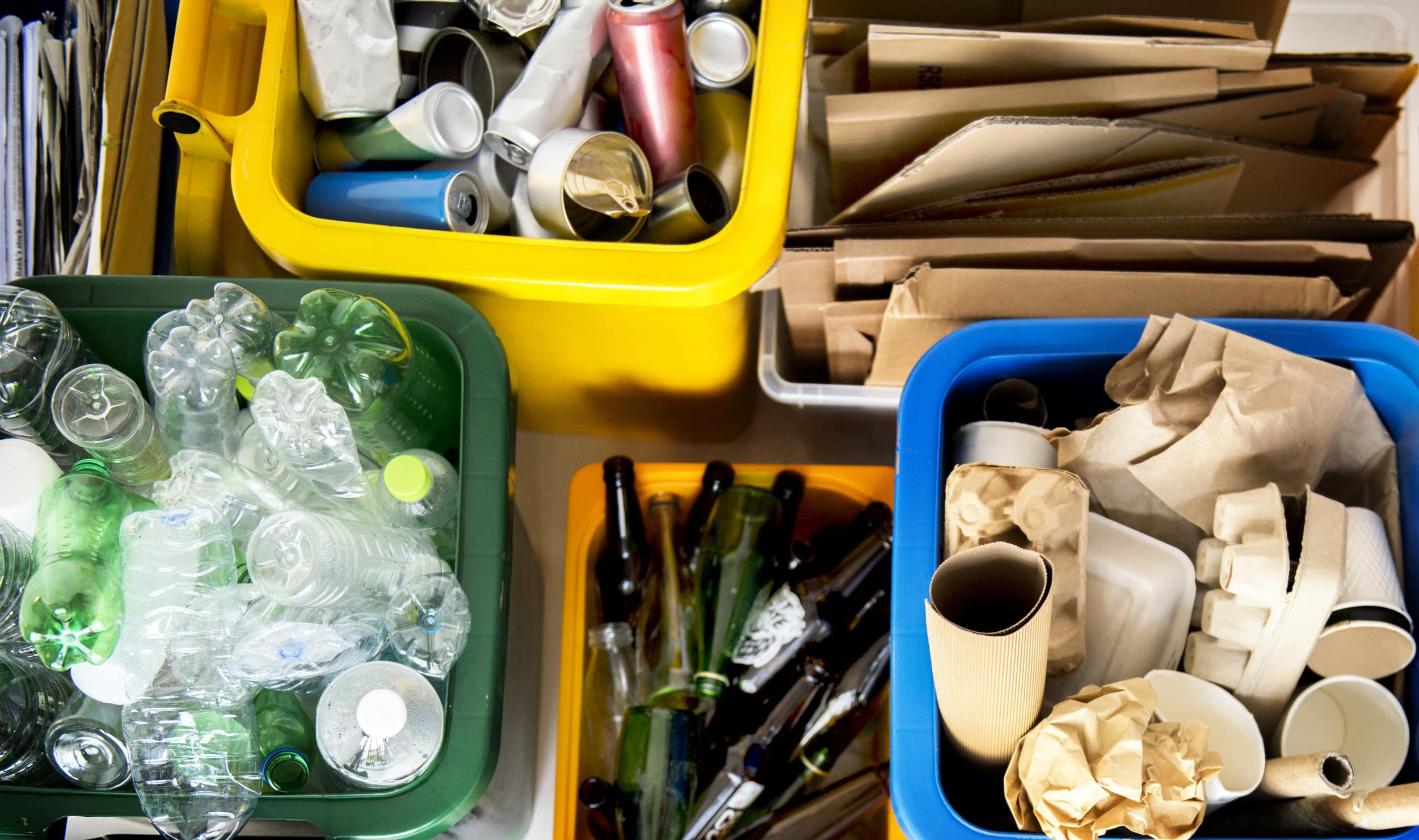 Verpackung und Vorbereitung von Sondermüll (nur sichtbare Mengen) – sicher und fachgerecht