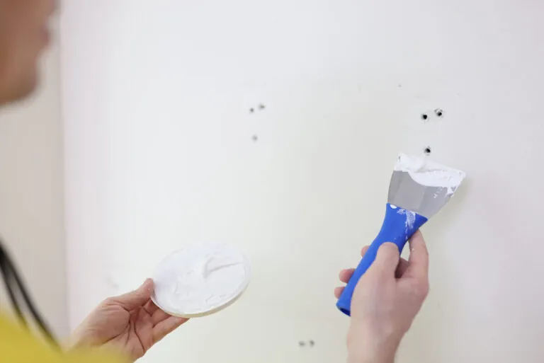 Kleine Spachtelarbeiten