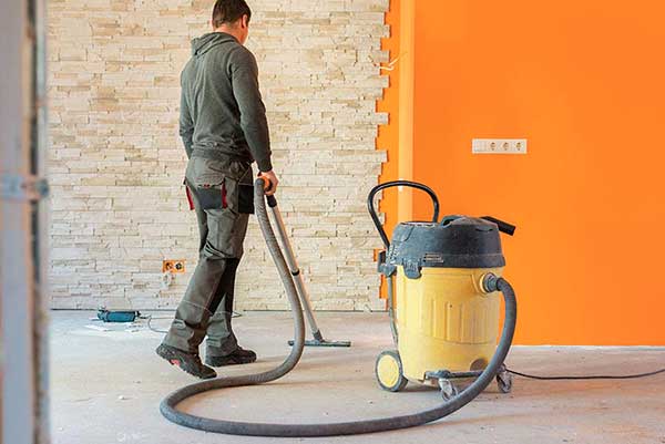 Reinigung der Wohnung nach Entrümpelung – gründlich und zuverlässig